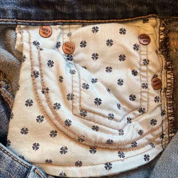 Lucky Brand Straight Leg Jeans - Picture 11 of 11